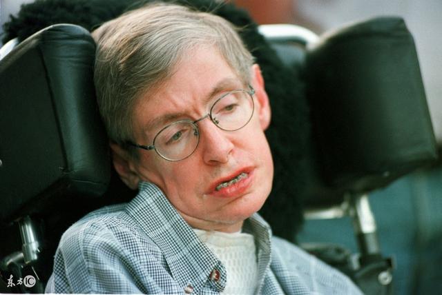 霍金连续发出警告：人工智能将成为人类文明最后的成就